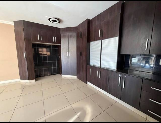 4 BEDROOM HOUSE FOR SALE IN RISIVILLE